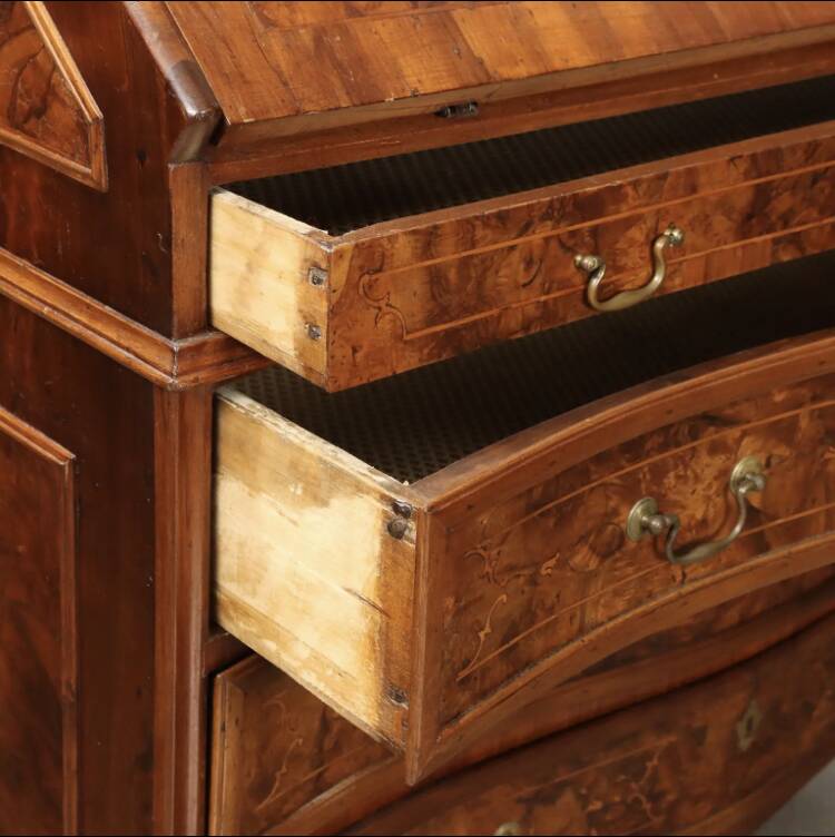 Antique Baroque Walnut Furniture 3 Drawers Italy 18th Century