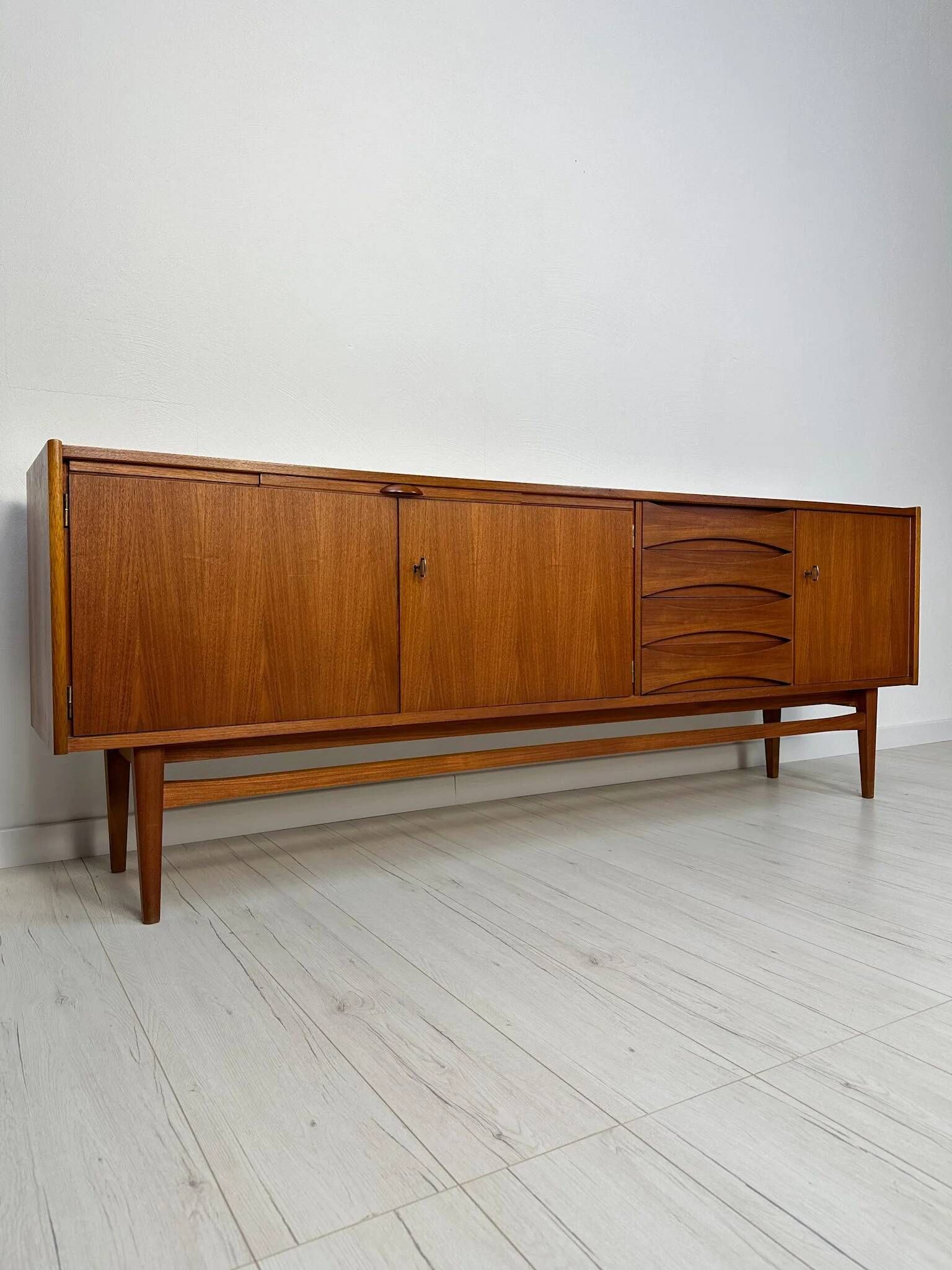 1960s Vintage Large Minimalistic Mid-Century Teak Sideboard
