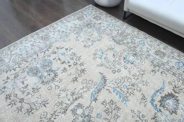 1970s Vintage Persian Handmade Wool Cotton Brown Area Rug 271x371