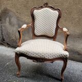 Lot de 2 fauteuils cabriolet de style Louis XV