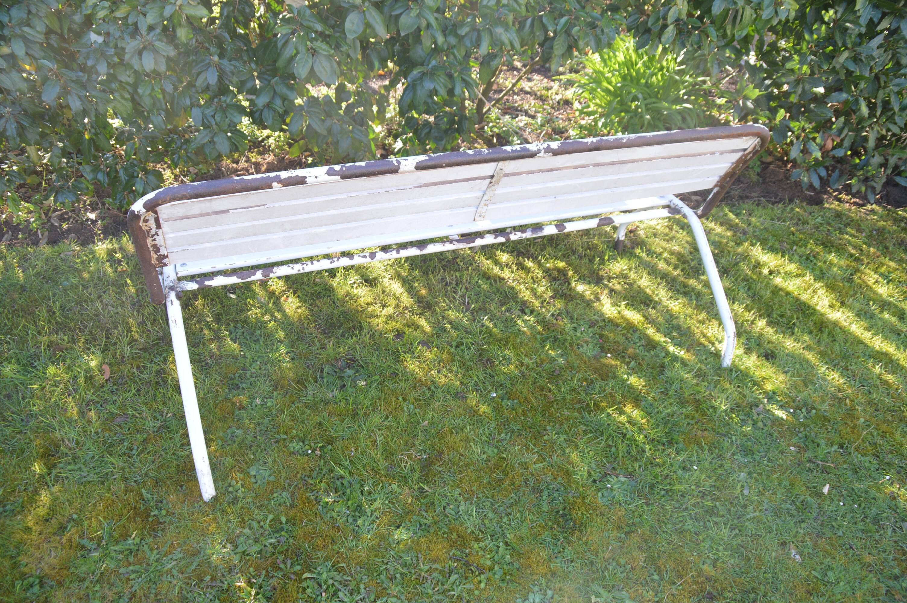 folding garden bench by HEM
