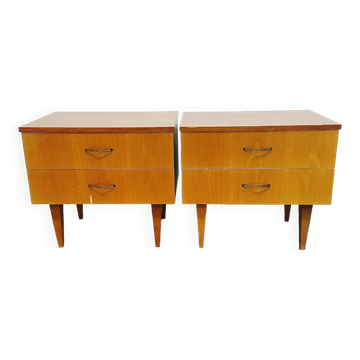 Paire de tables de chevet années 1970