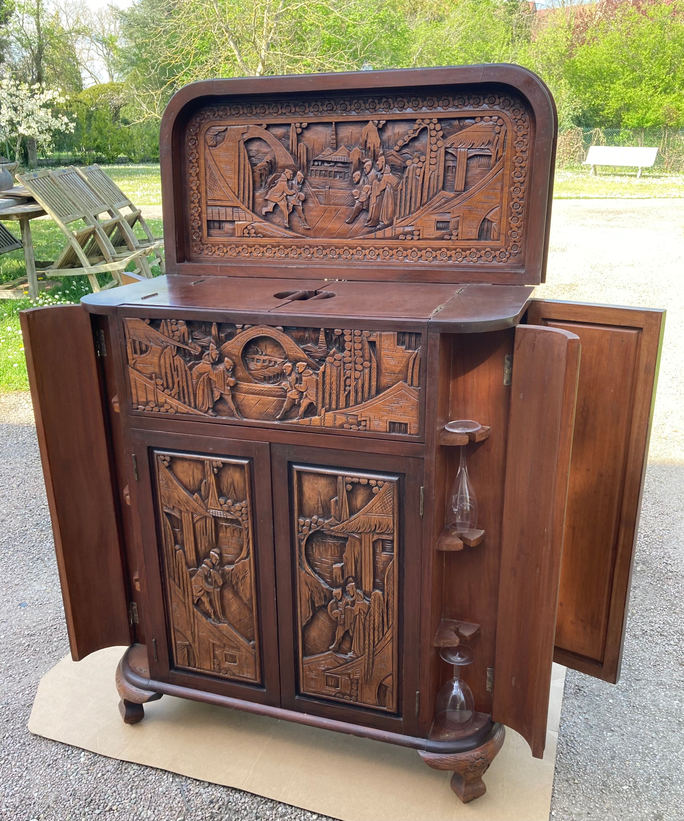 Bar origin Asia fully carved