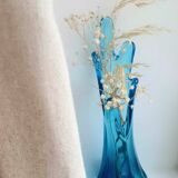 Vase corolle en verre bleu