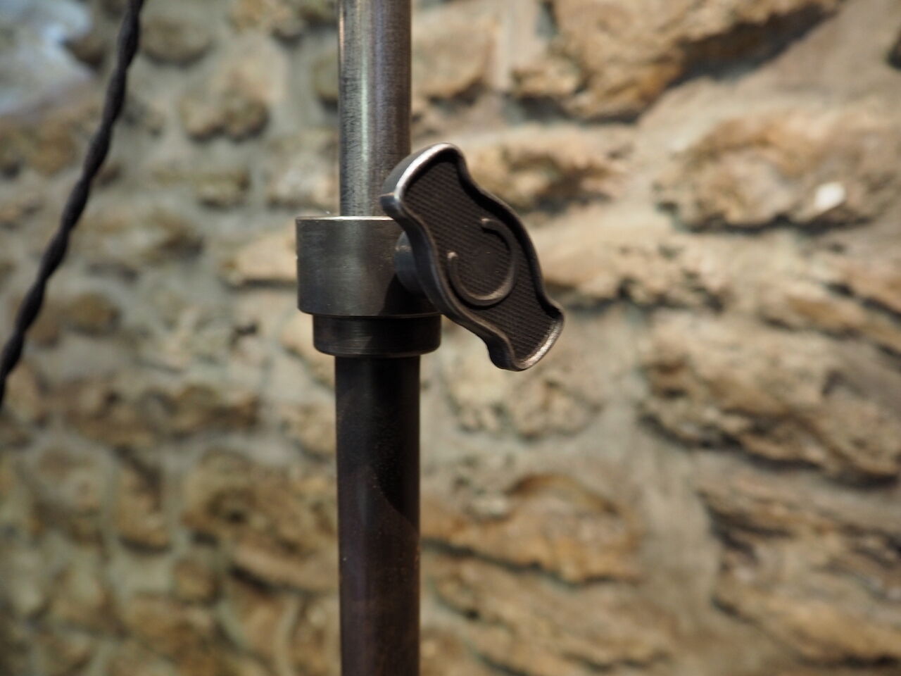 Projector Cremer Paris on tripod wheels 50 years