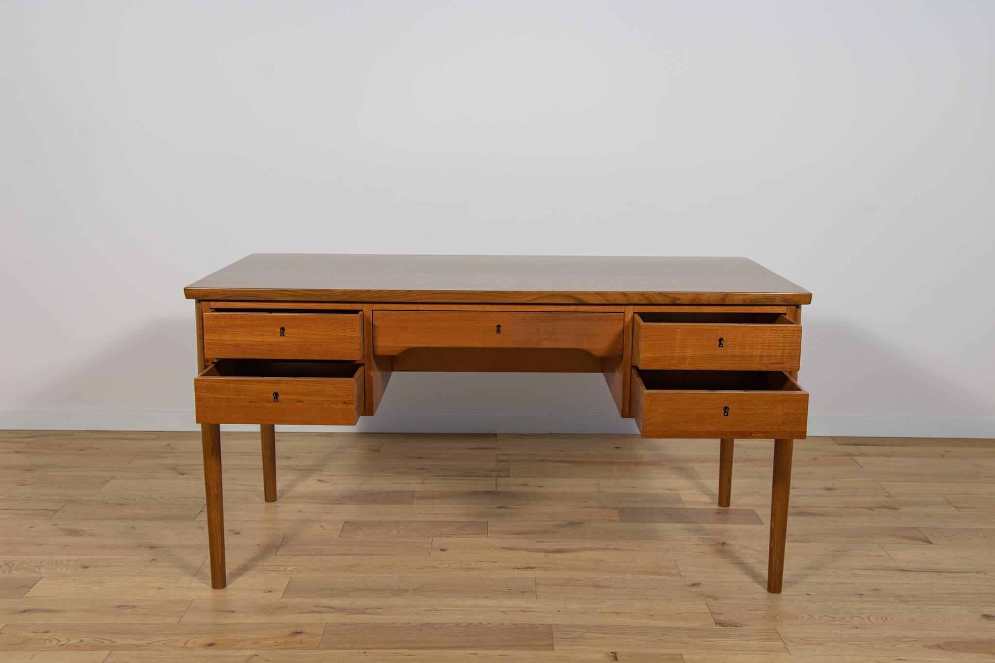 Mid-Century Freestanding Teak Desk, Denmark, 1960s