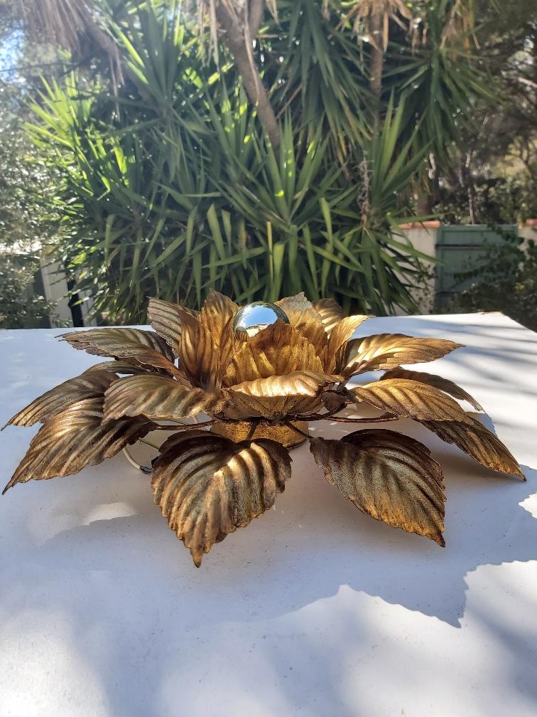 Sconce metal golden leaves 70s