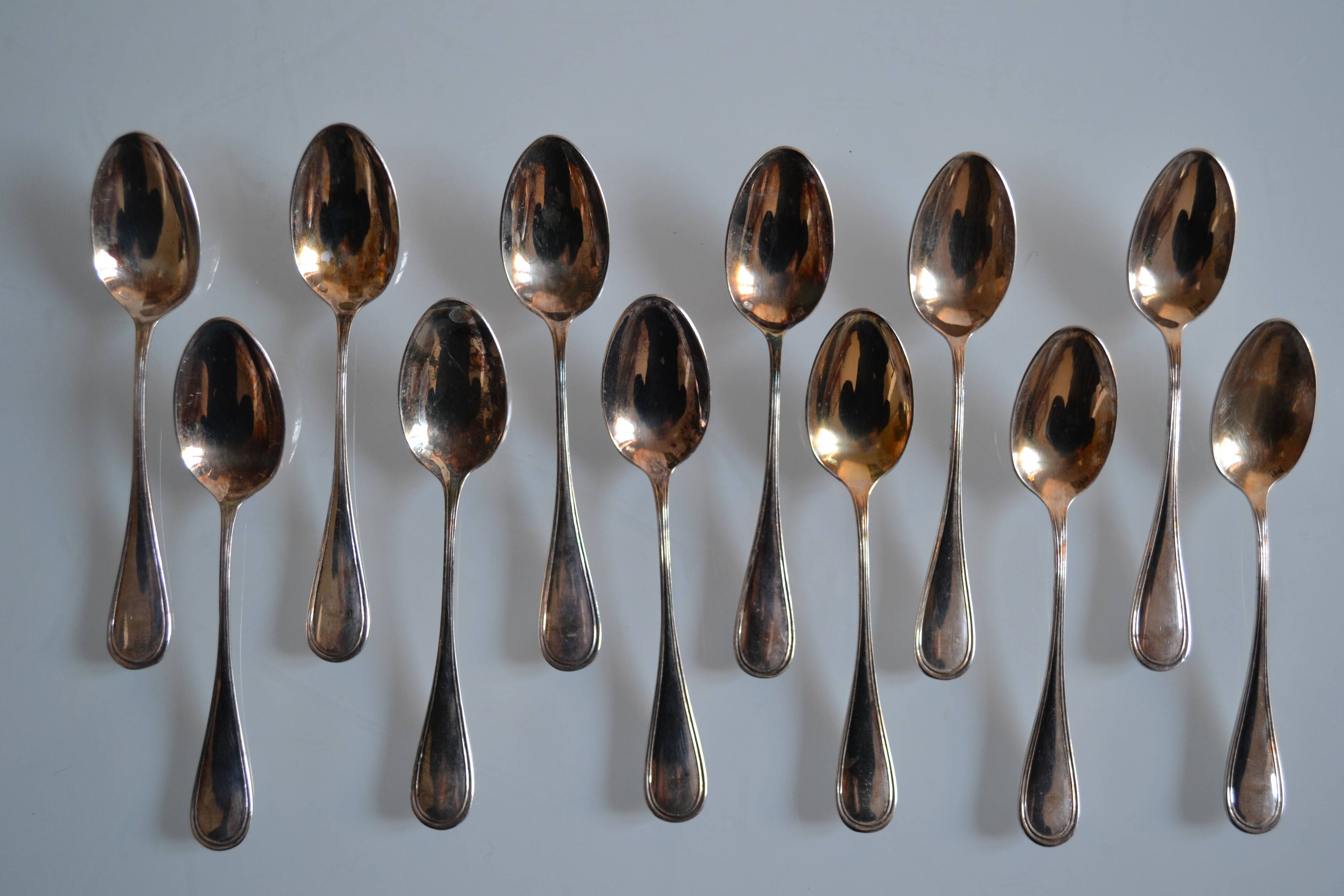 12 Silver-plated metal mocha spoons