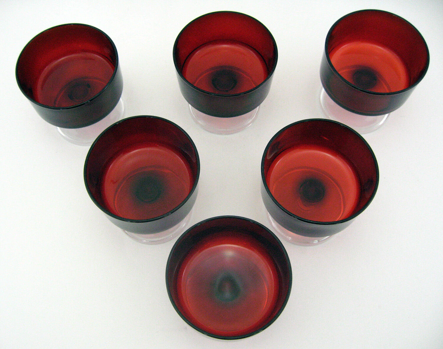 6 ruby red champagne glasses - Cavalier Luminarc France - vintage 70s