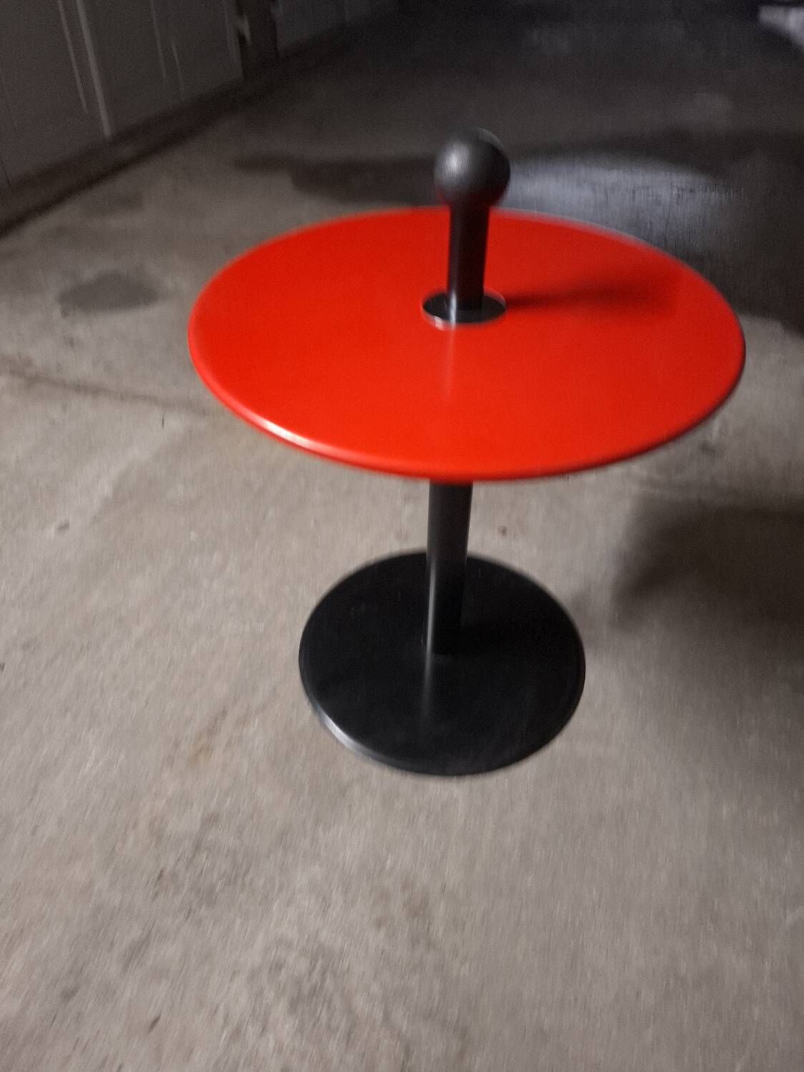 Design side table 80, 90's Ikea