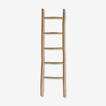 Decorative ladder made of lemon wood