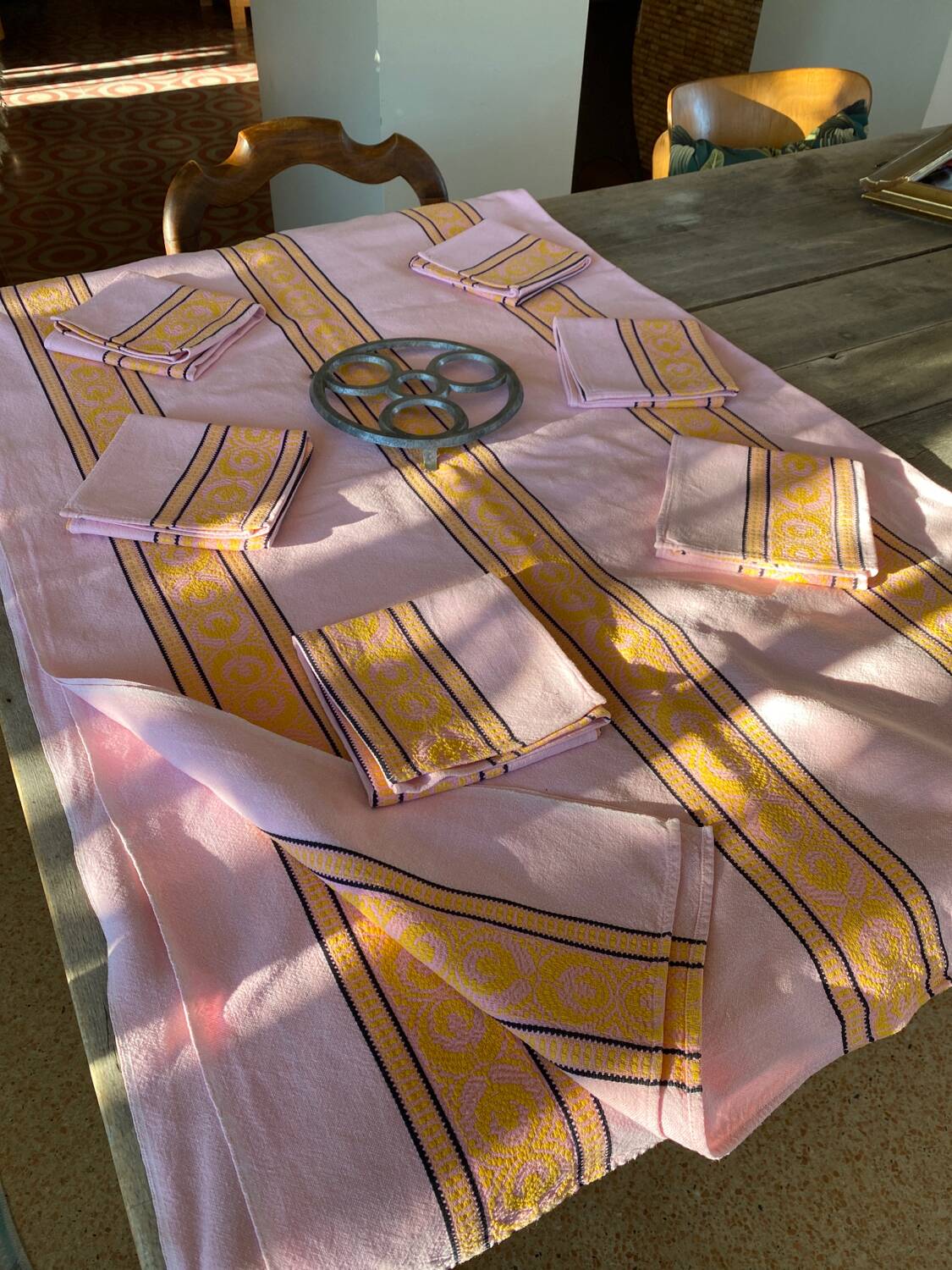 Nappe avec ses 6 serviettes