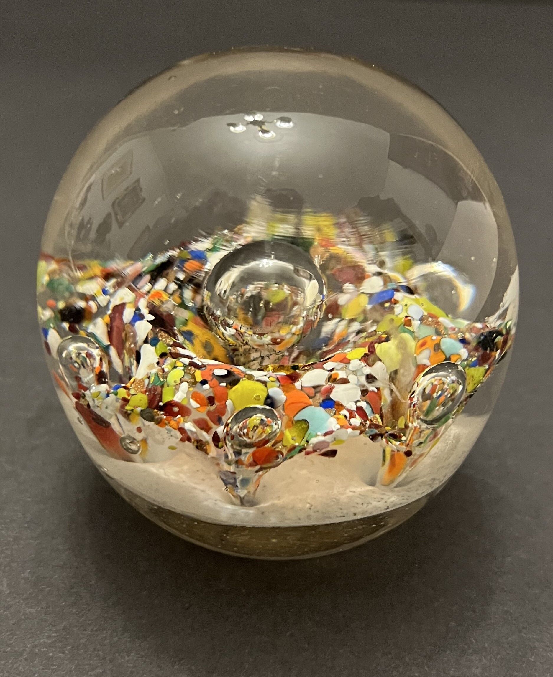 Paperweight ball