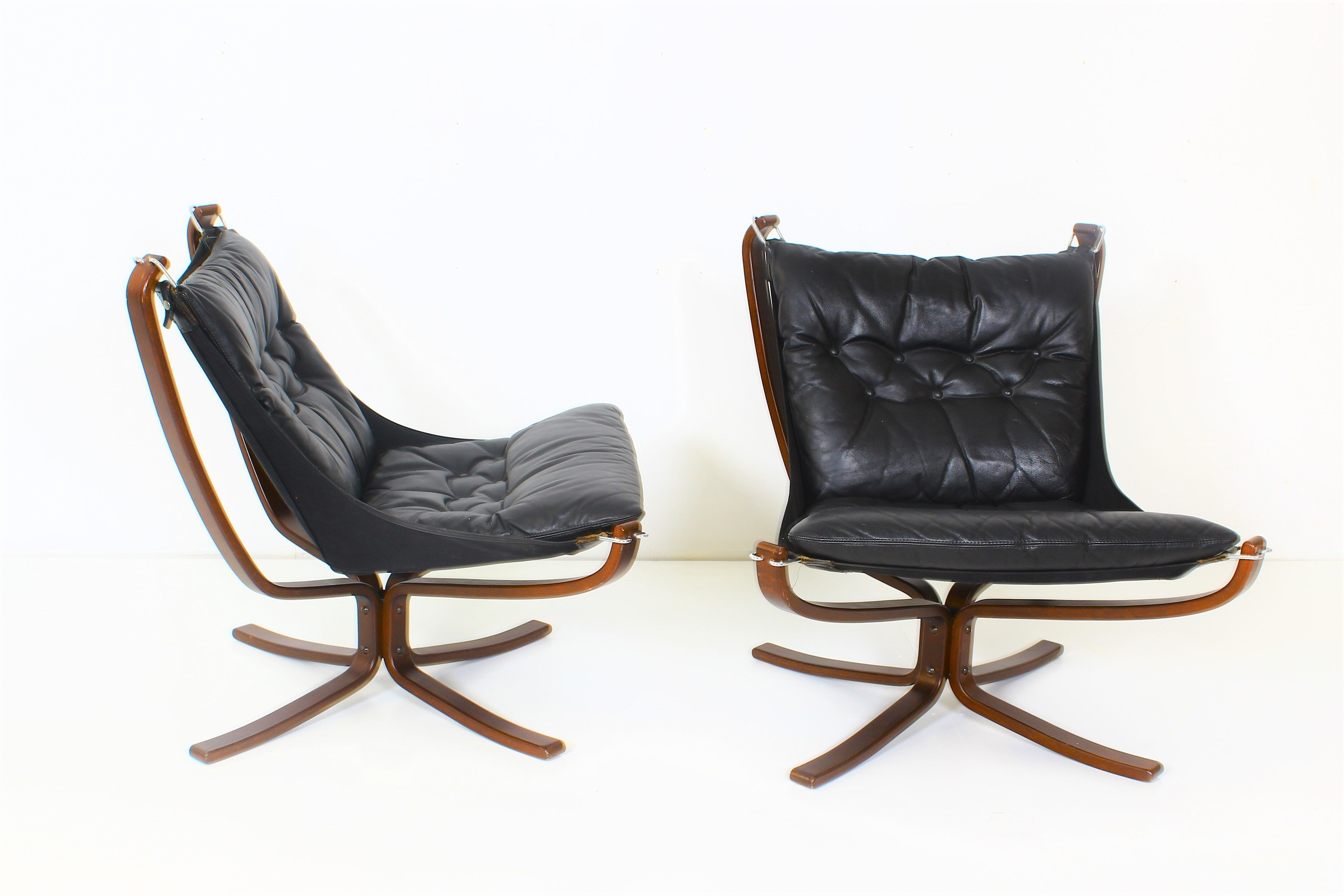 Pair of vintage falcon armchairs by sigurd scandinavian ressel 1970