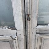 Porte fenêtre a deux vantaux en chêne massif XX siècle