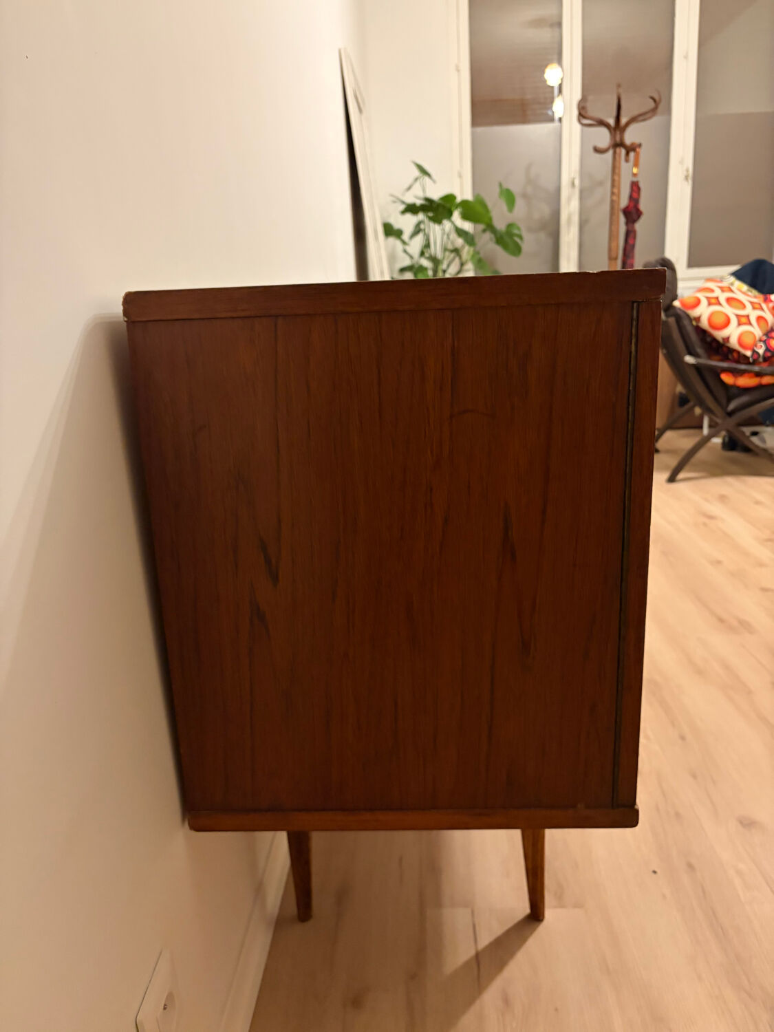 Vintage Scandinavian sideboard, French design from the 1950s/60s.
