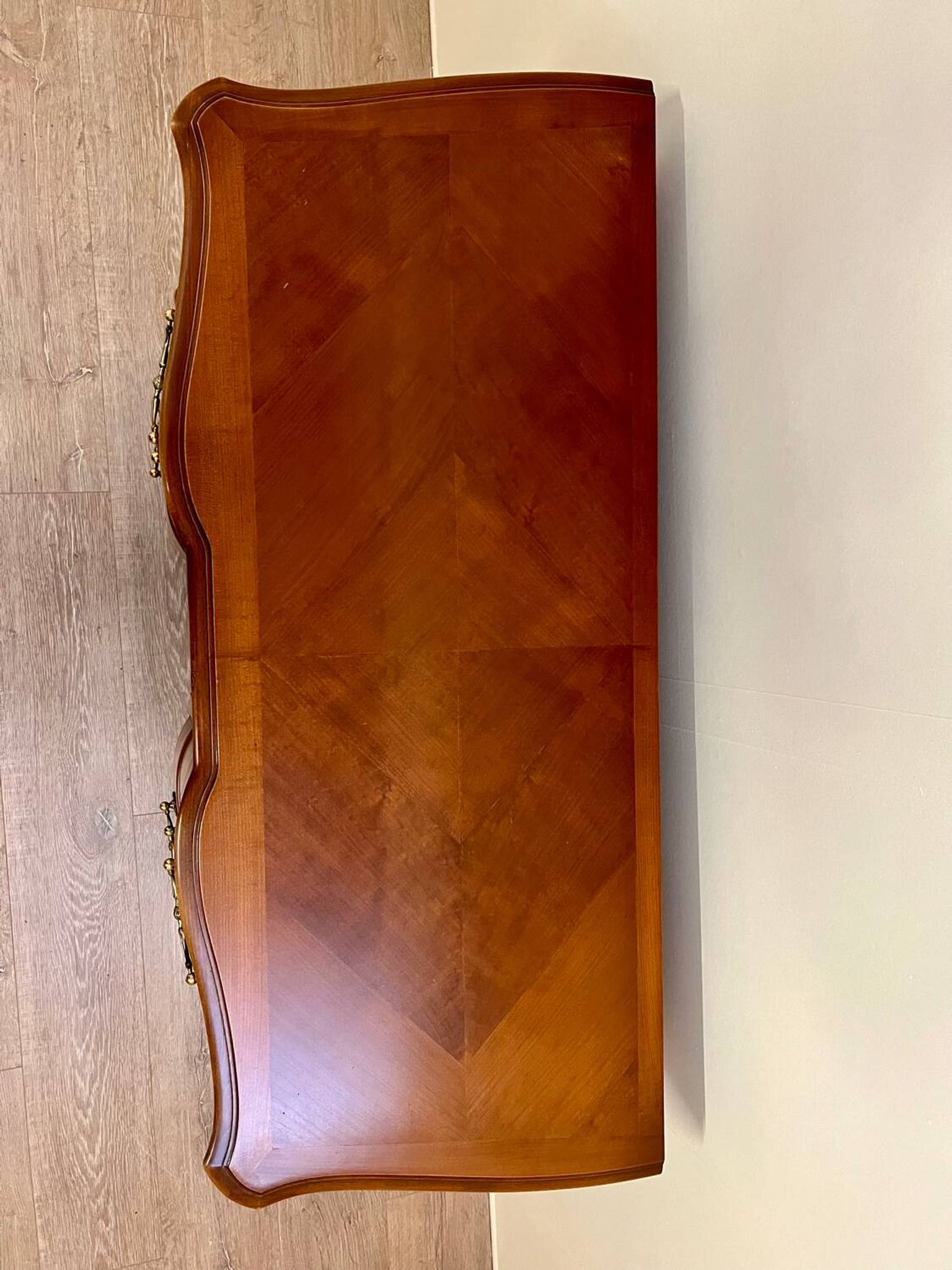 Louis XV style chest of drawers in cherry wood