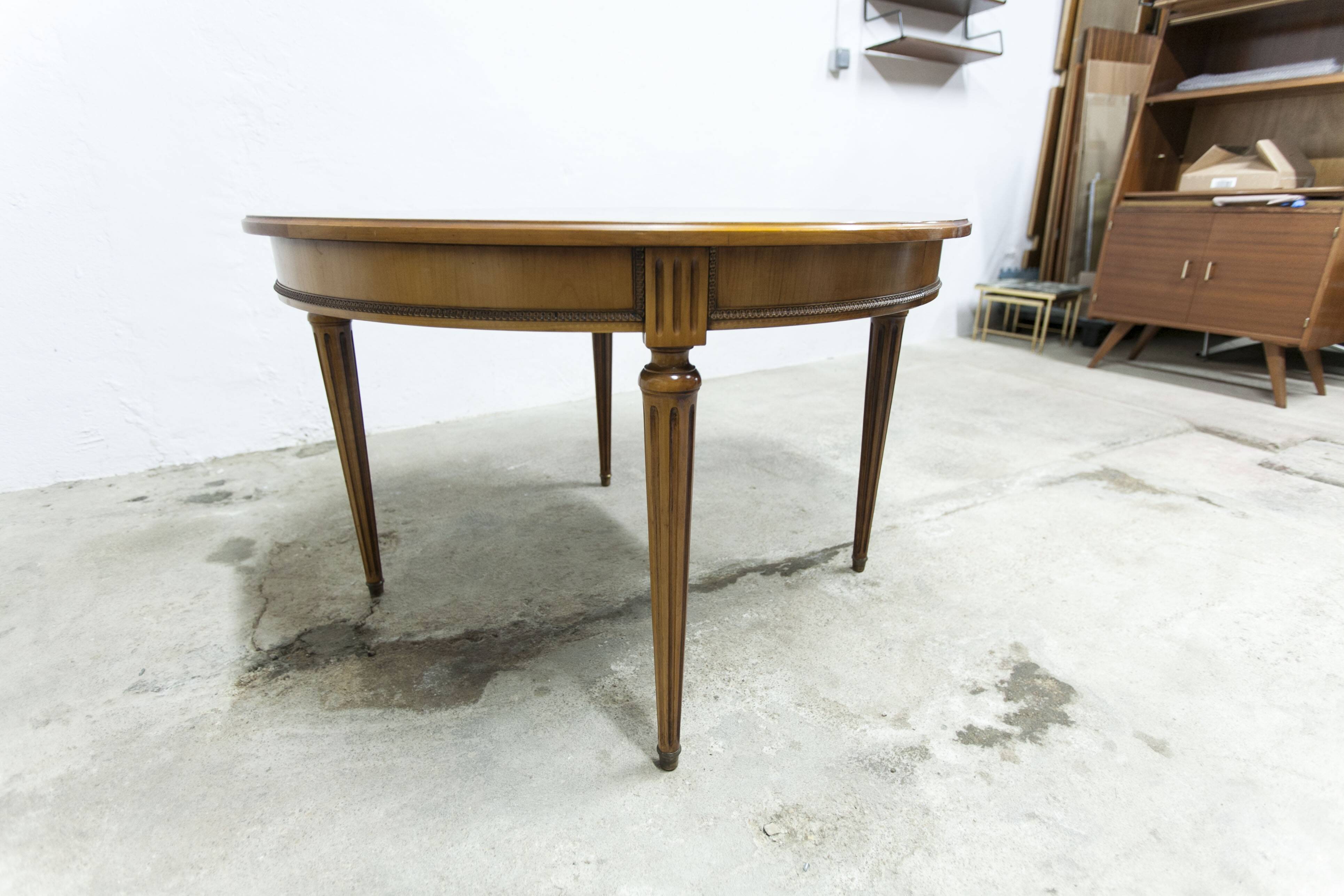 Louis XV round table + 3 extensions 115 cm max 2m50