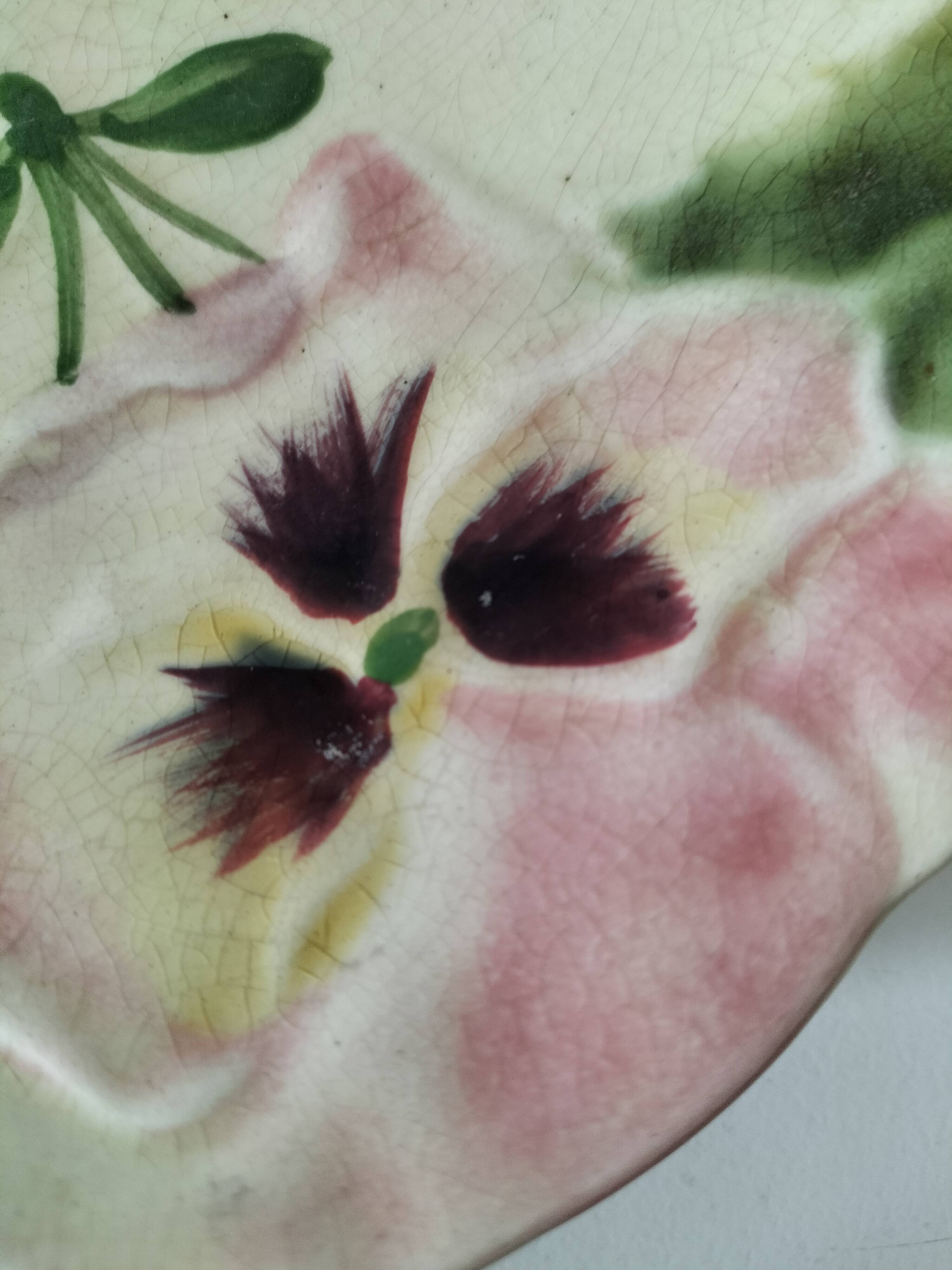 4 barbotine plates with pansies H. Boulenger Choisy-le-Roi