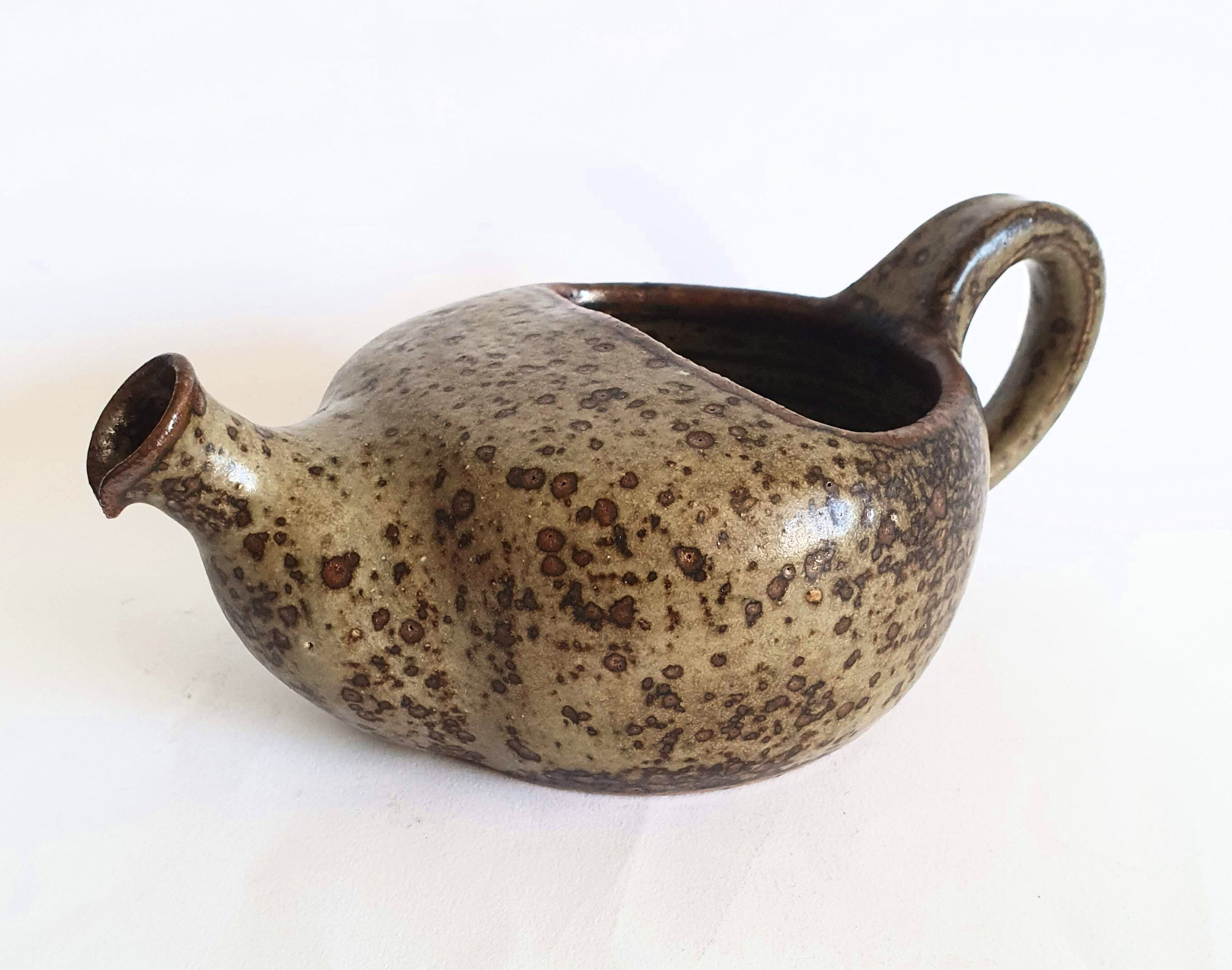 Pourer signed Le Cep grès Jean Tessier