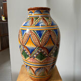 Vase en faïence de Quimper