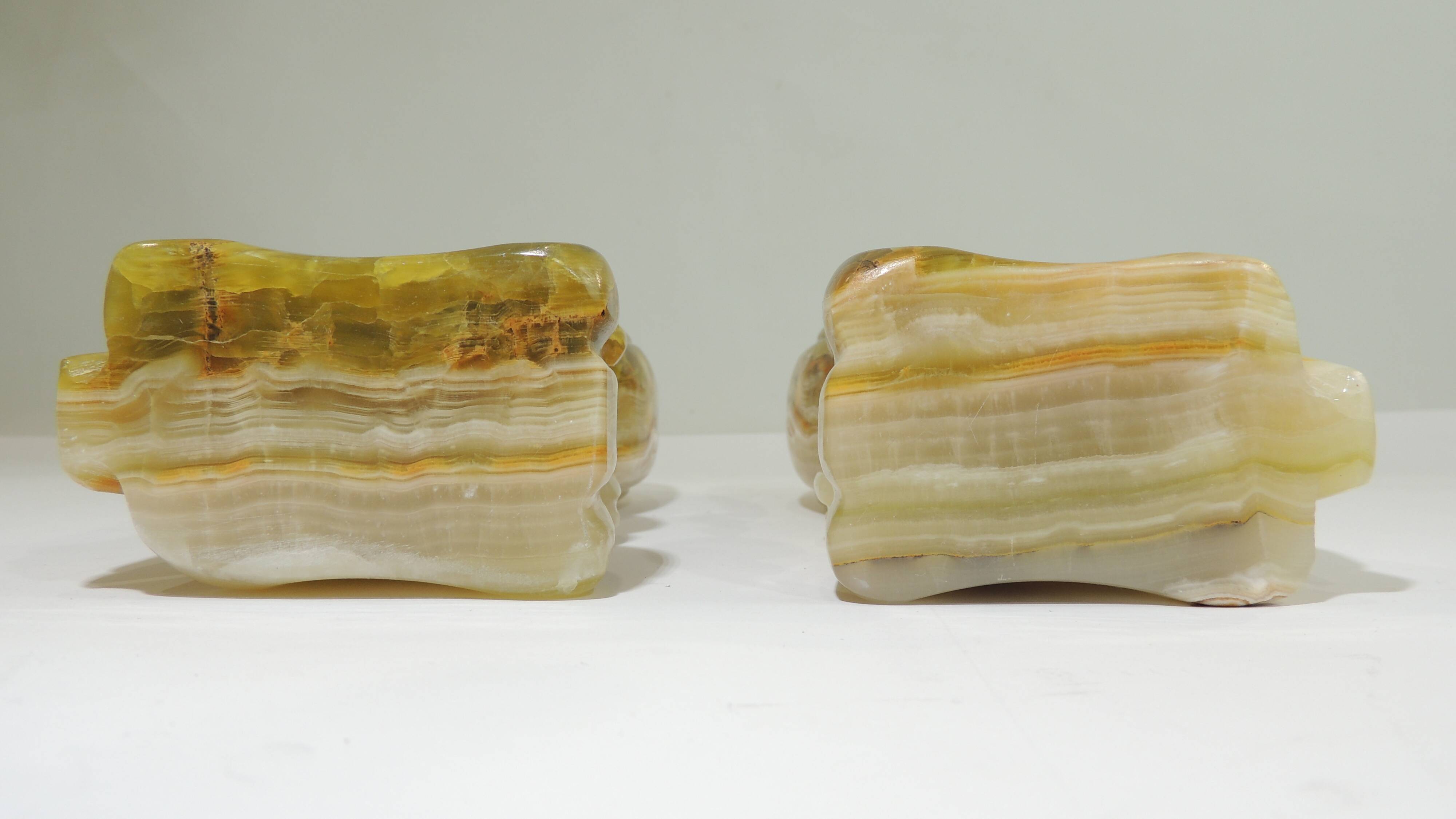 Pair of Parrots Onyx Bookends / Vintage/Paperweight/Bird Animal Figurine