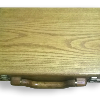 Suitcase vintage wooden wand