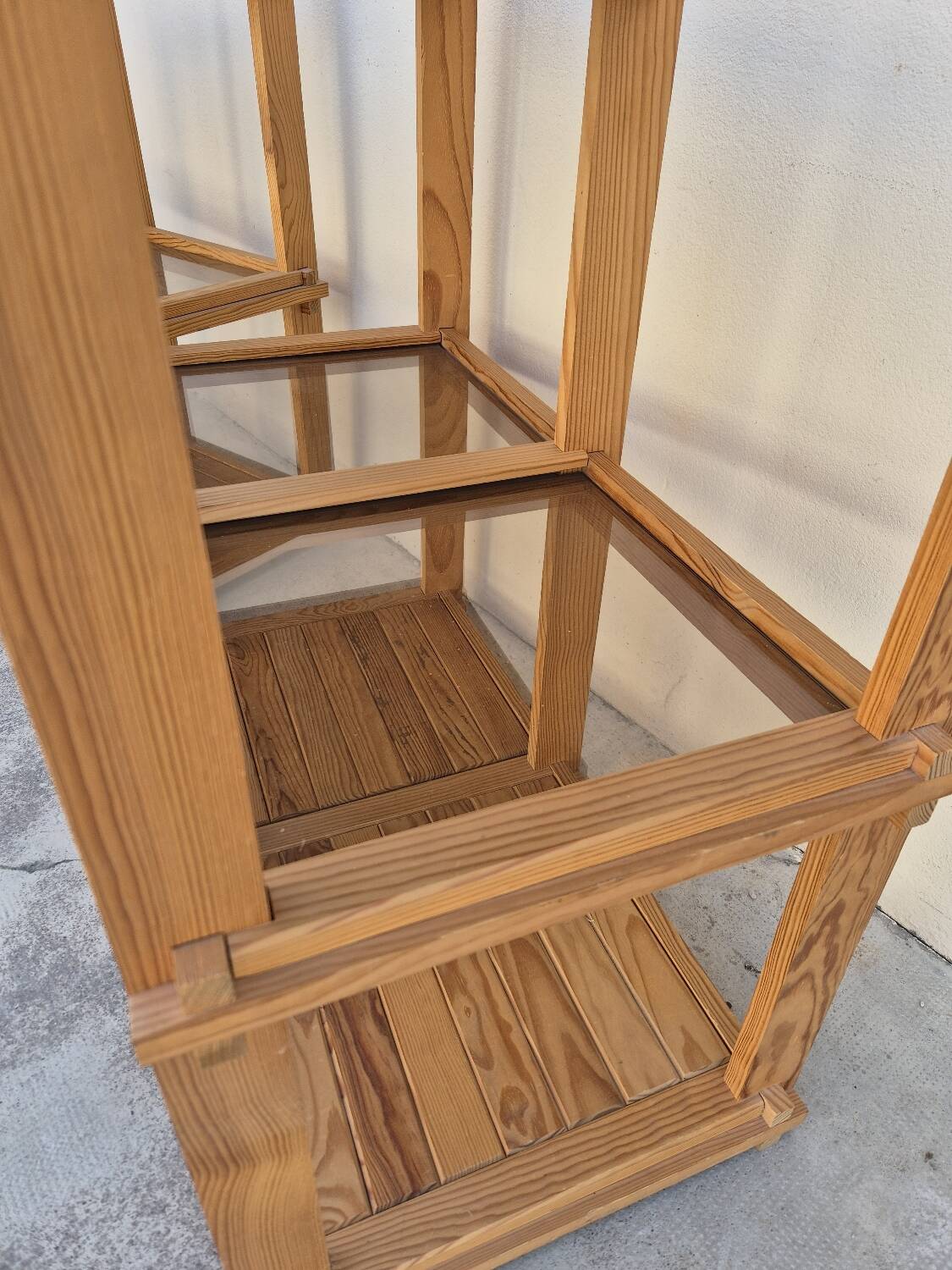 Pair of vintage pine bookshelf units in Maison Regain design from the 1970s.