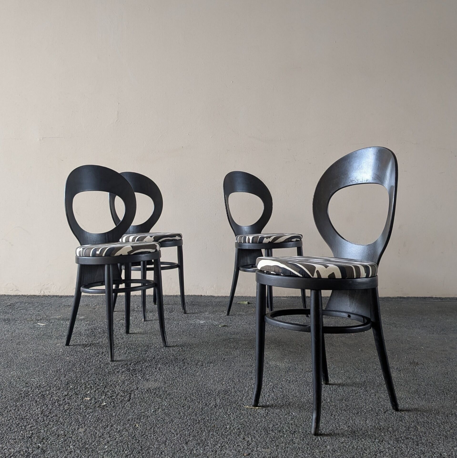 4 chaises Baumann modèle Mouette