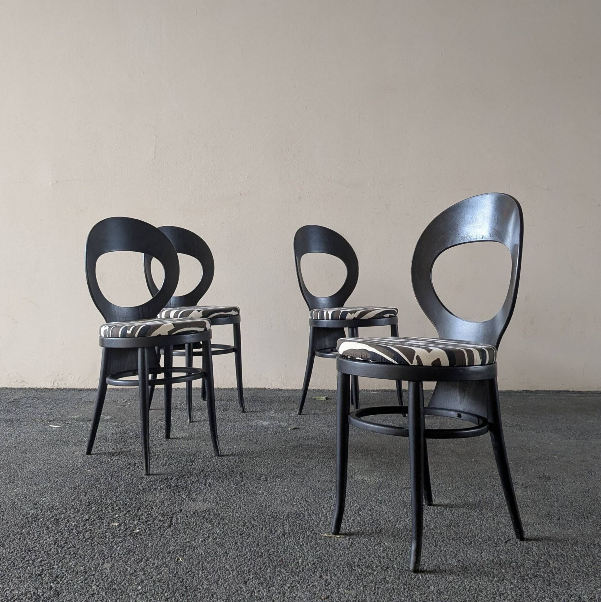 4 chaises Baumann modèle Mouette
