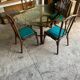 Table et chaises en rotin années 70-80