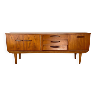 Buffet en teck style Mid-Century de Beautility.