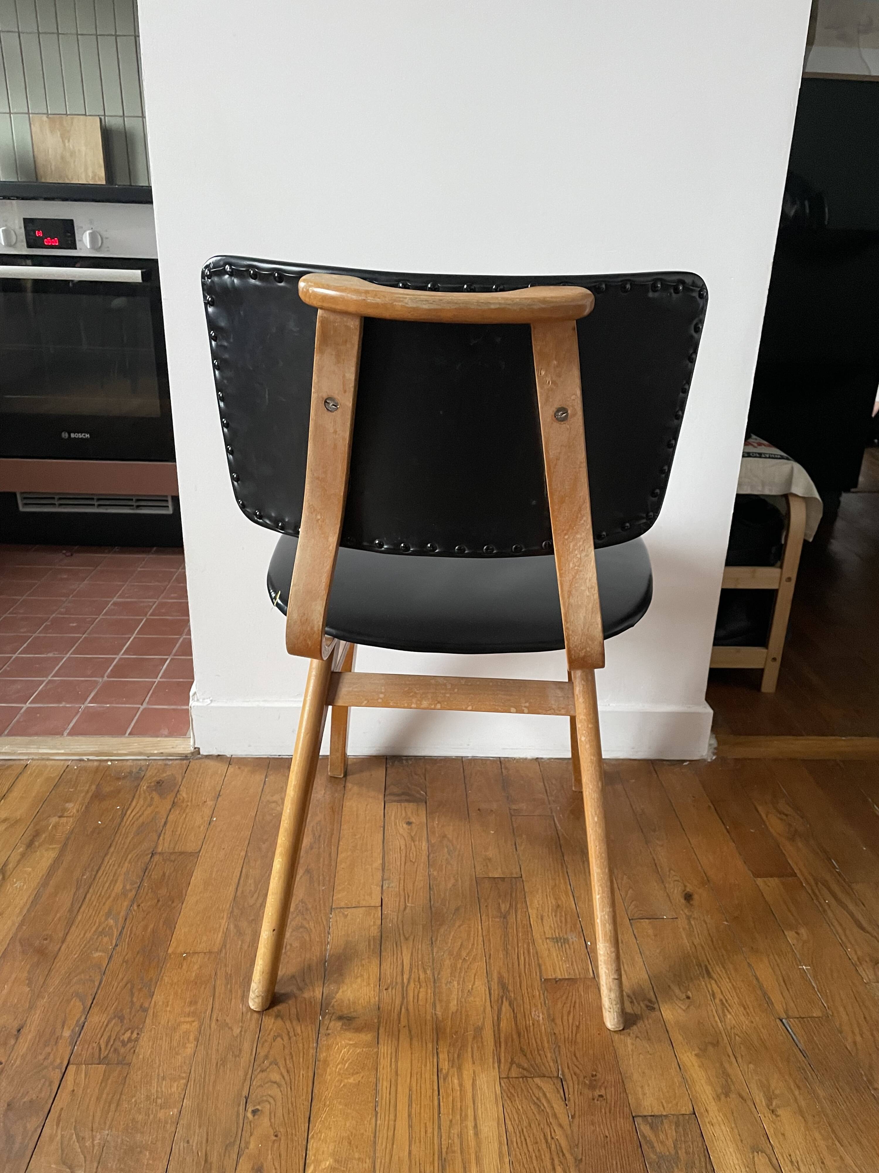 Chair with compass legs in solid wood