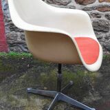 Office armchair by Charles and Ray Eames for Herman Miller from the 1960s