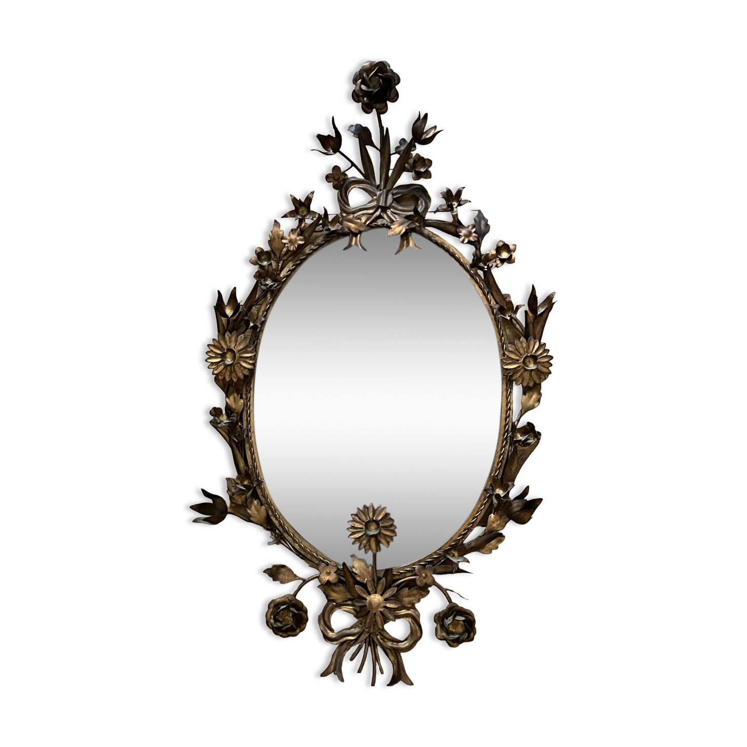 Miroir ovale en métal doré