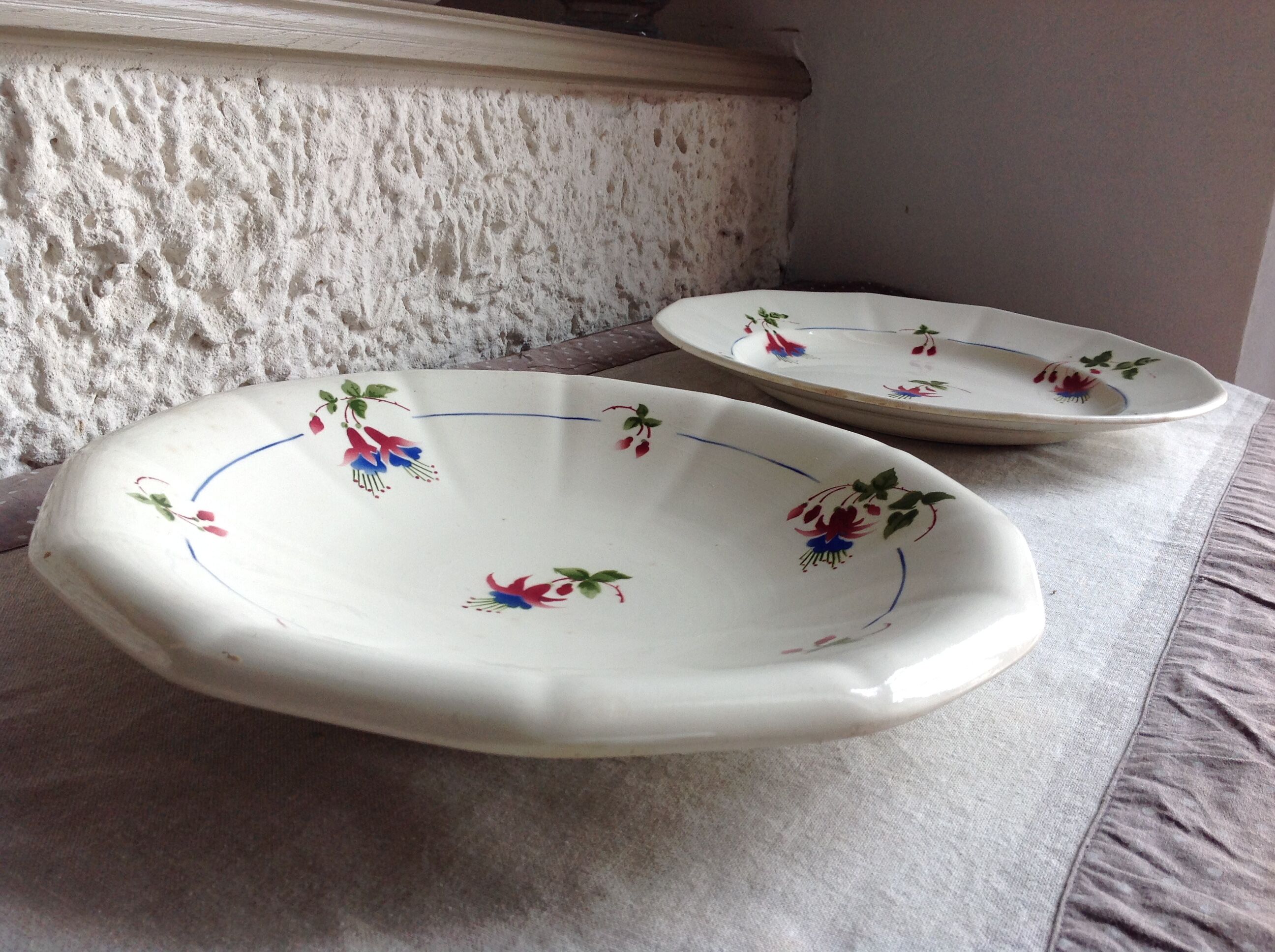Two round dishes Sarreguemines decor Bermuda/vintage years 50-60