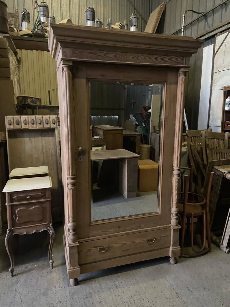 Raw wood wardrobe / closet
