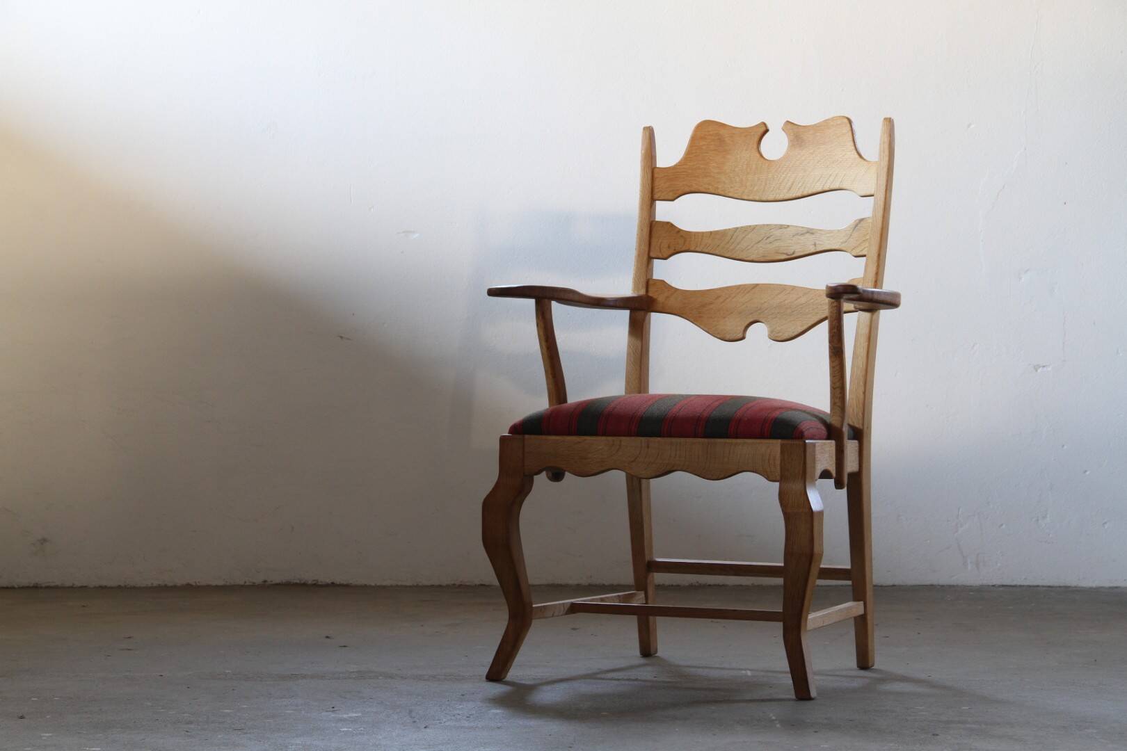 Pair of Vintage Brutalist Oak Razorblade Armchairs by Henning Kjærnulf, 1960s
