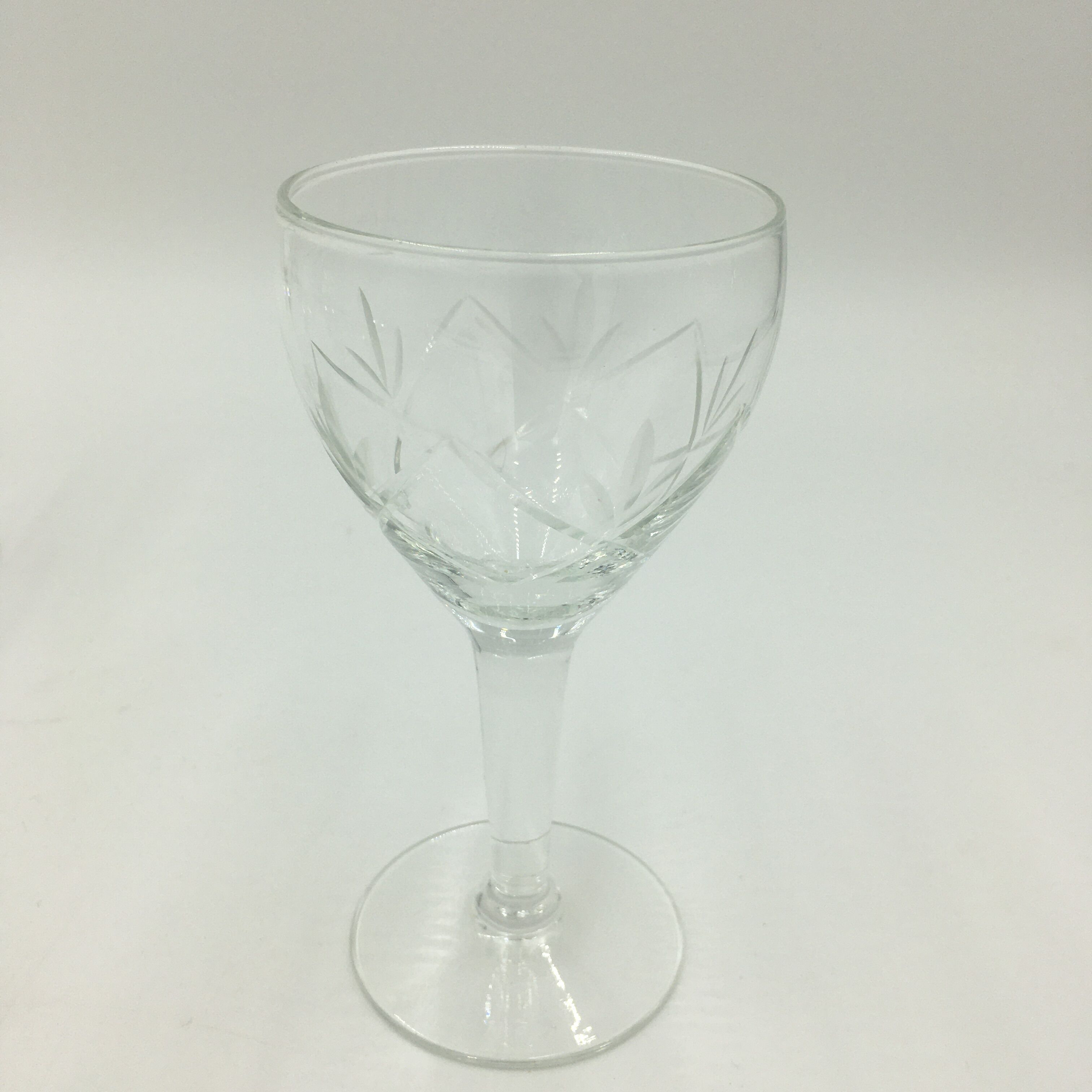 Lot of 7 crystal wine glasses
