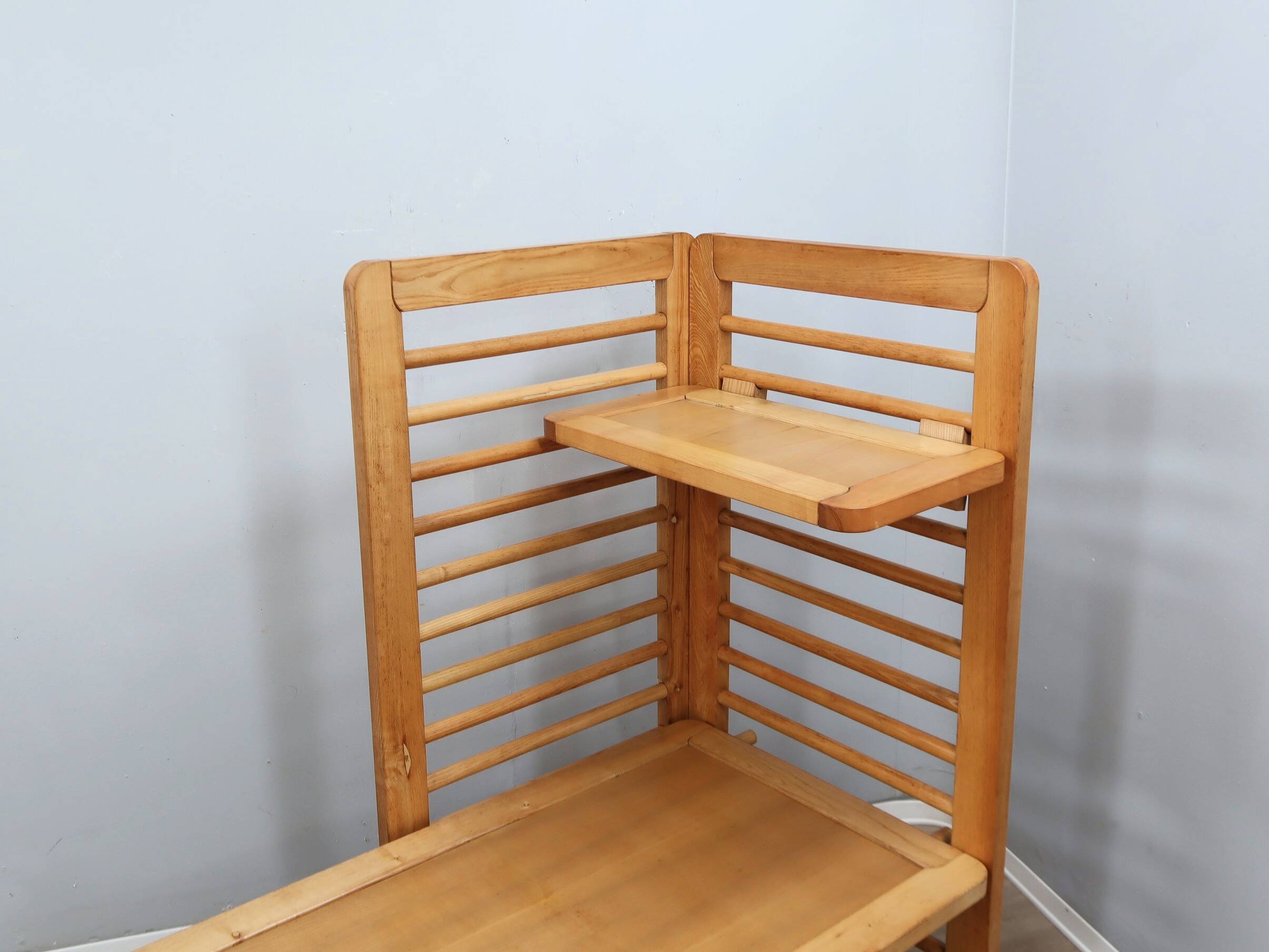 1970s Italian Design Multipurpose Daybed and Storage System