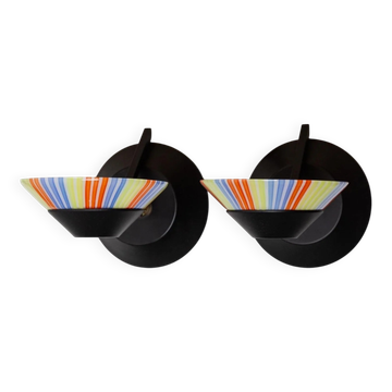 Set of 2 vintage wall sconces in Murano glass - multicoloured striped glass, black supports - Italy, Memphis style, 1980s