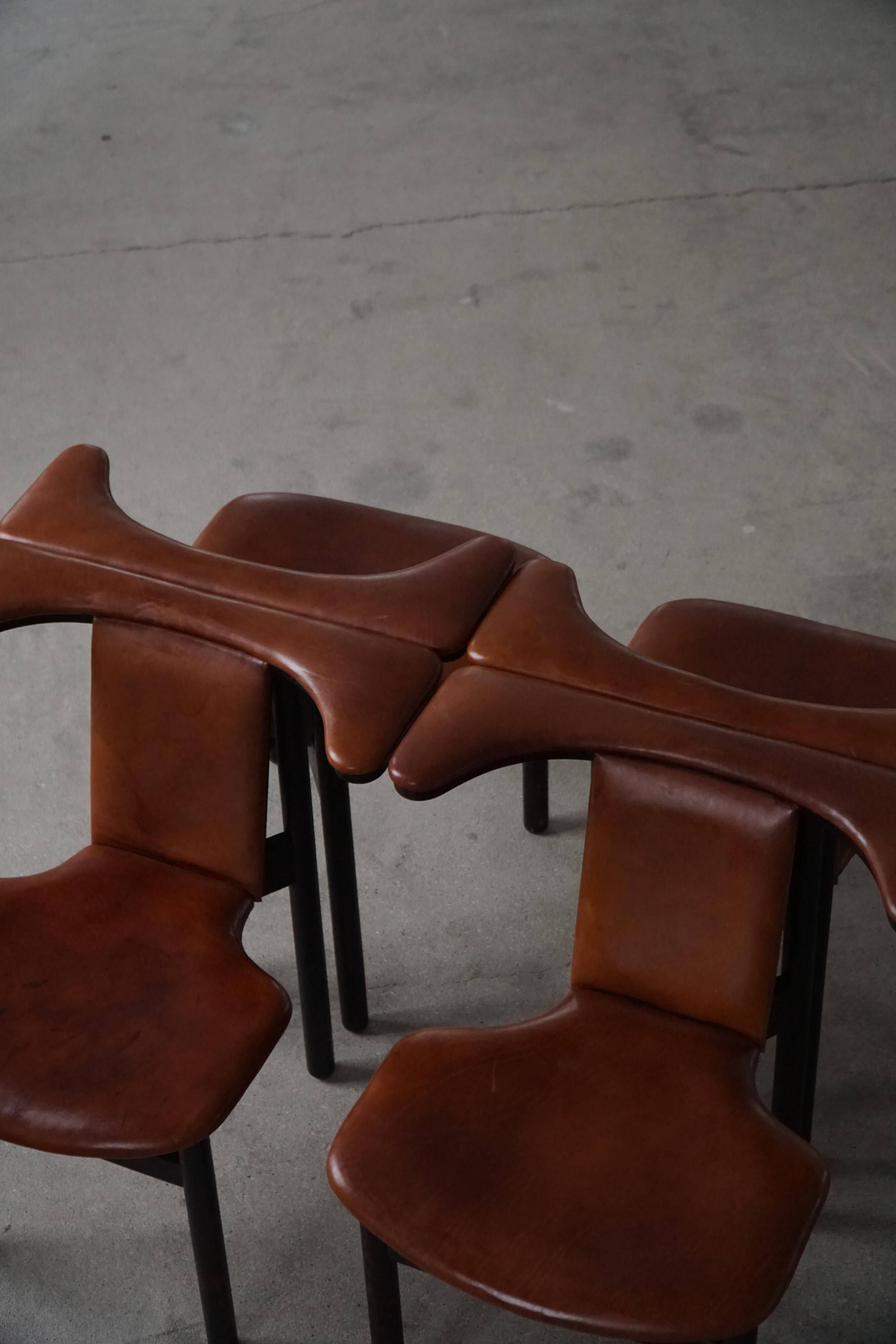 Hans Olsen, set of 4 Frederik VII dining chairs, Oak and leather, mid-20th century.