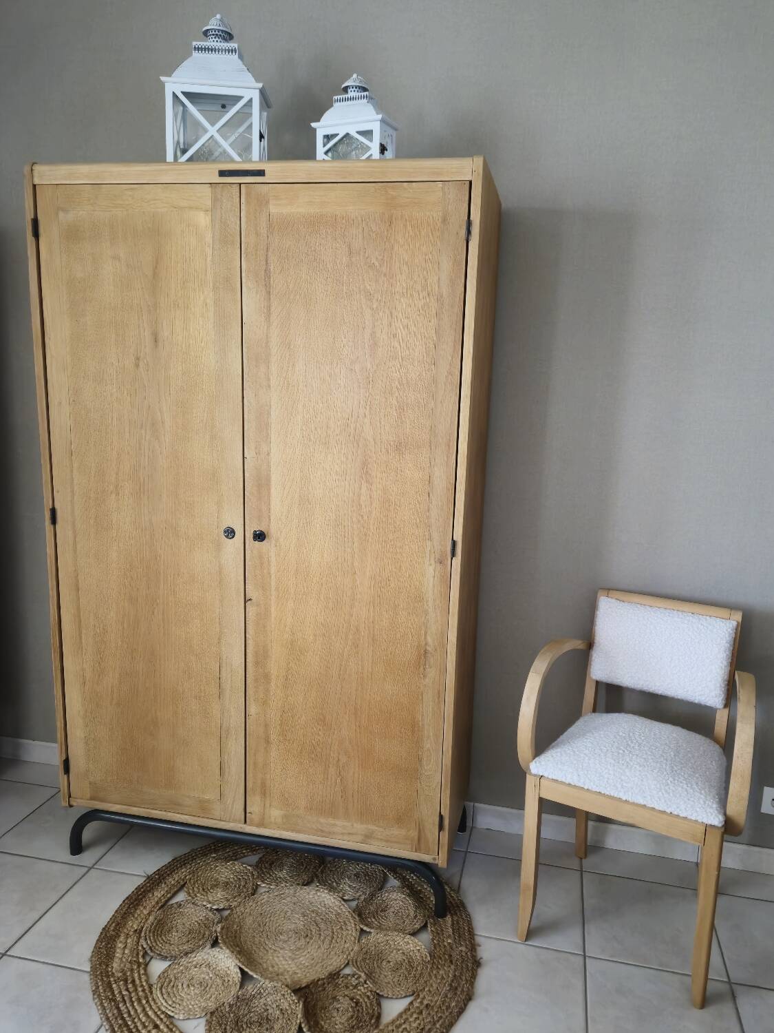 Old school cupboard from the 50s/60s