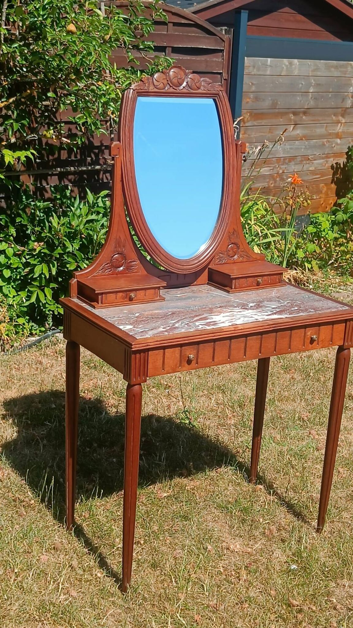 Coiffeuse Art déco en chêne, plateau en marbre  et miroir pivotant