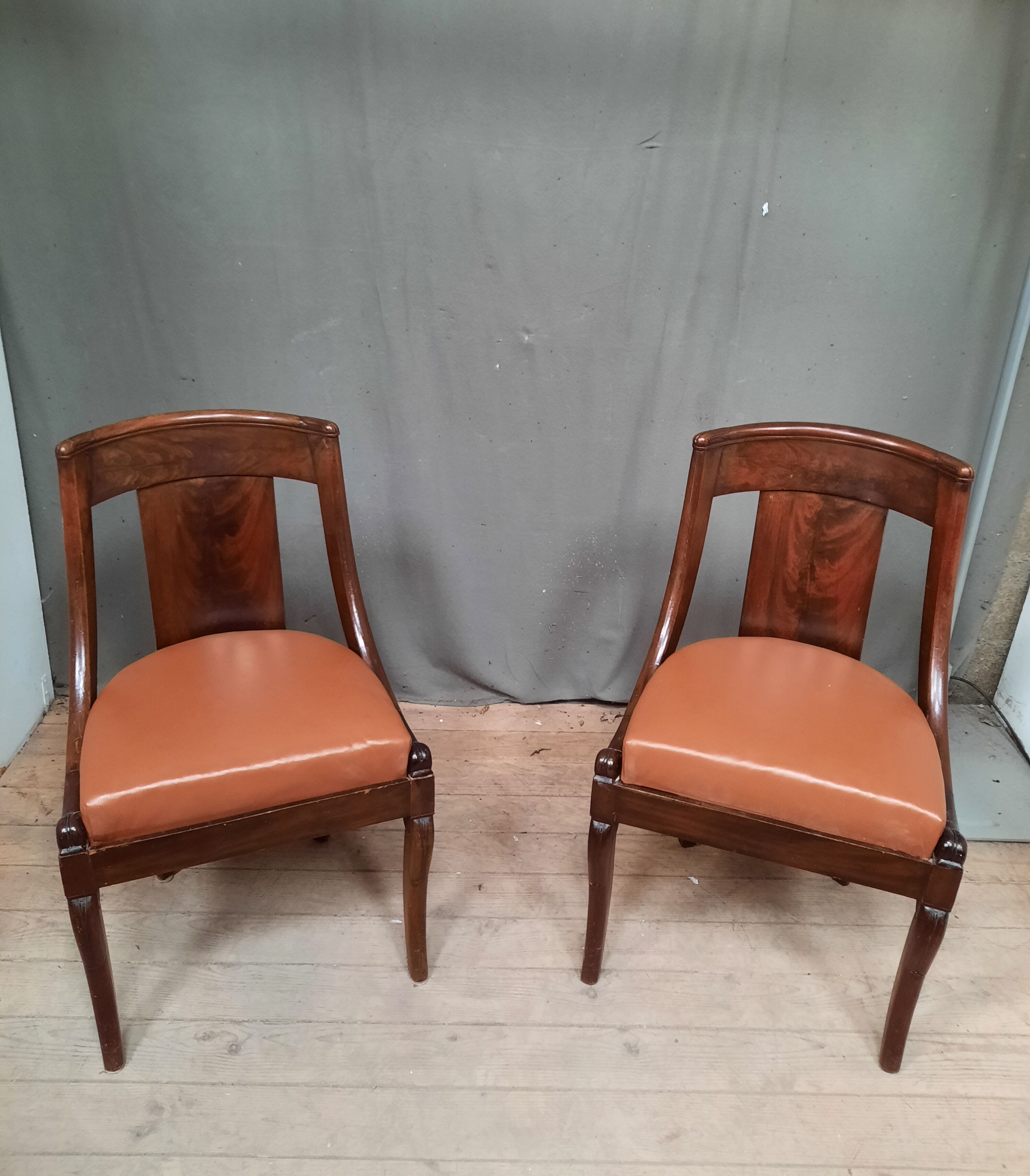 Pair of mahogany gondola chairs