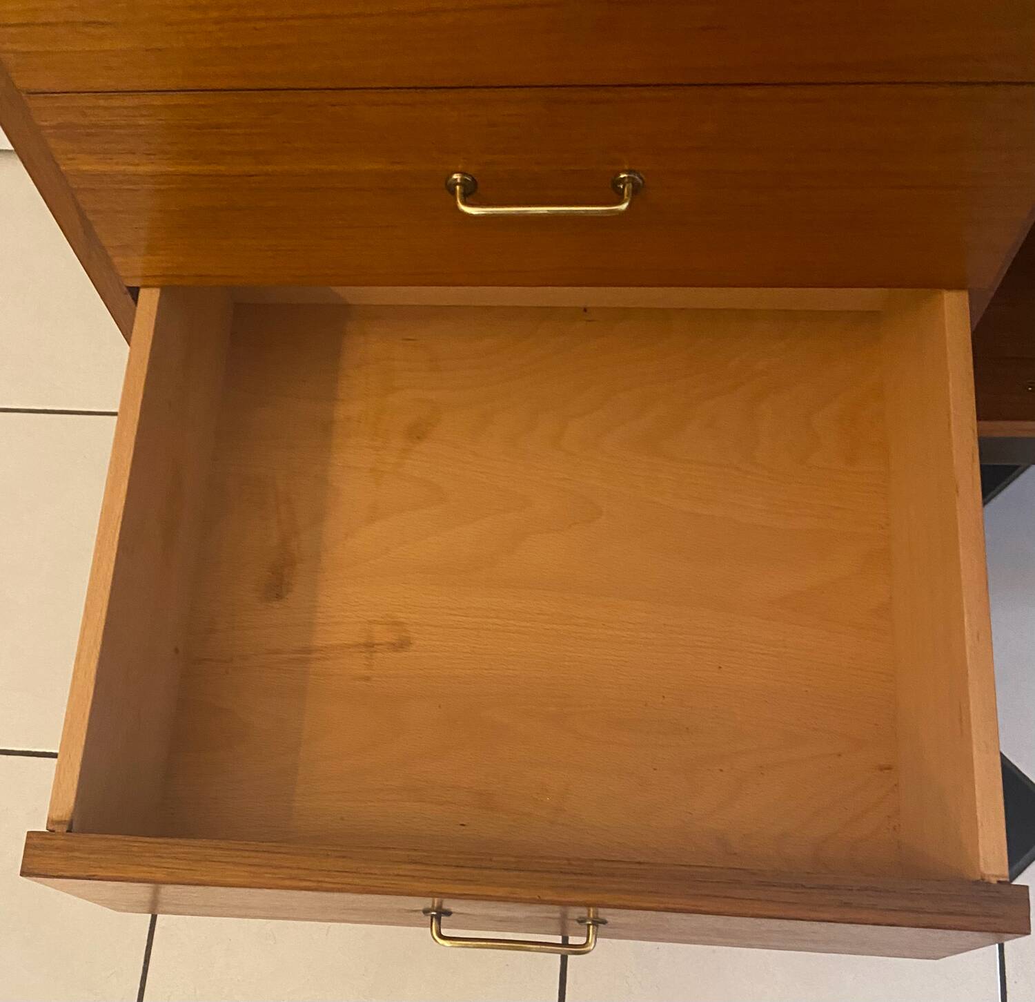 Vintage sideboard with compass feet