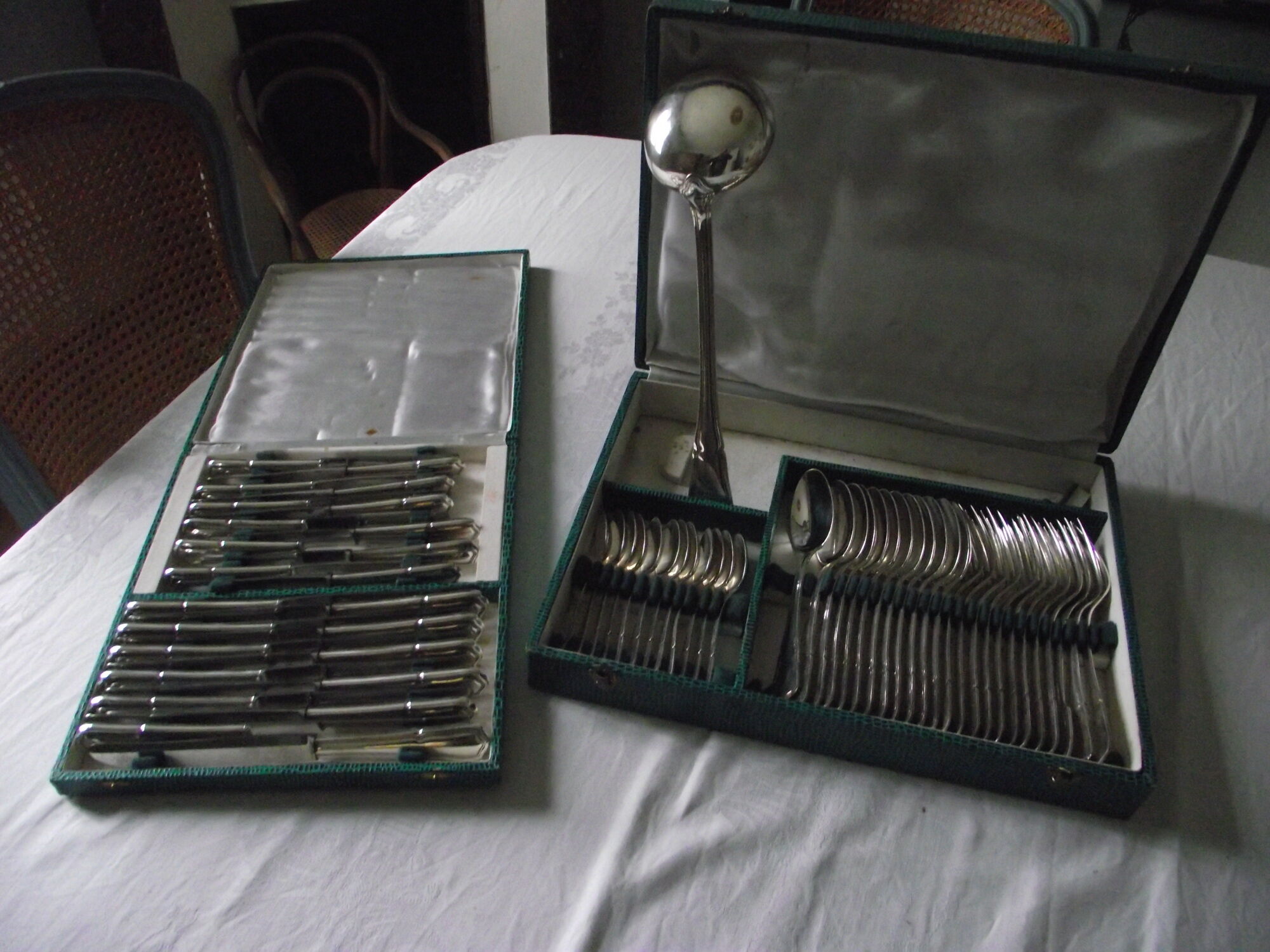 Cutlery set 61 pieces in silver metal from SFAM.