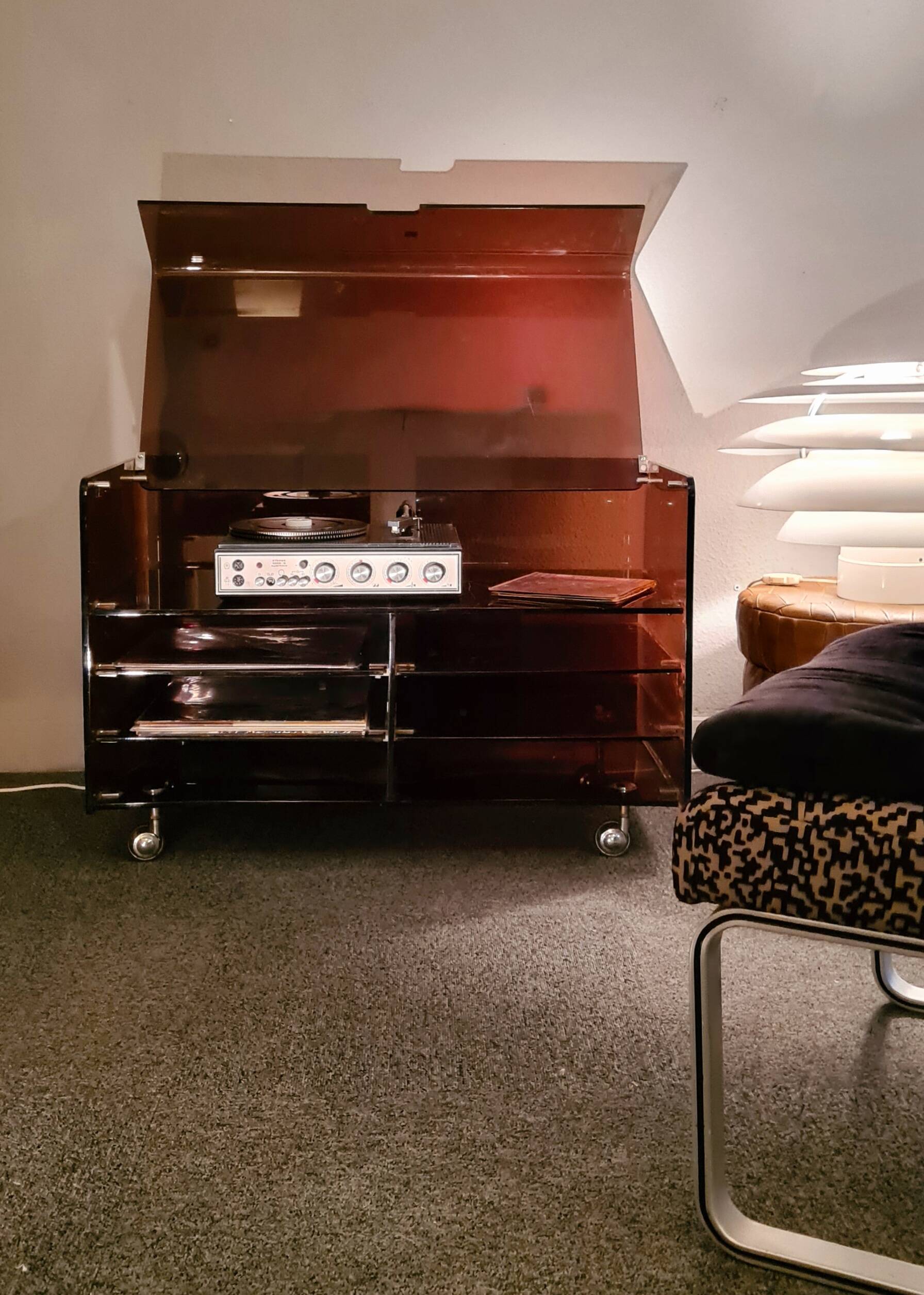 Meuble hifi altuglass, années 70.