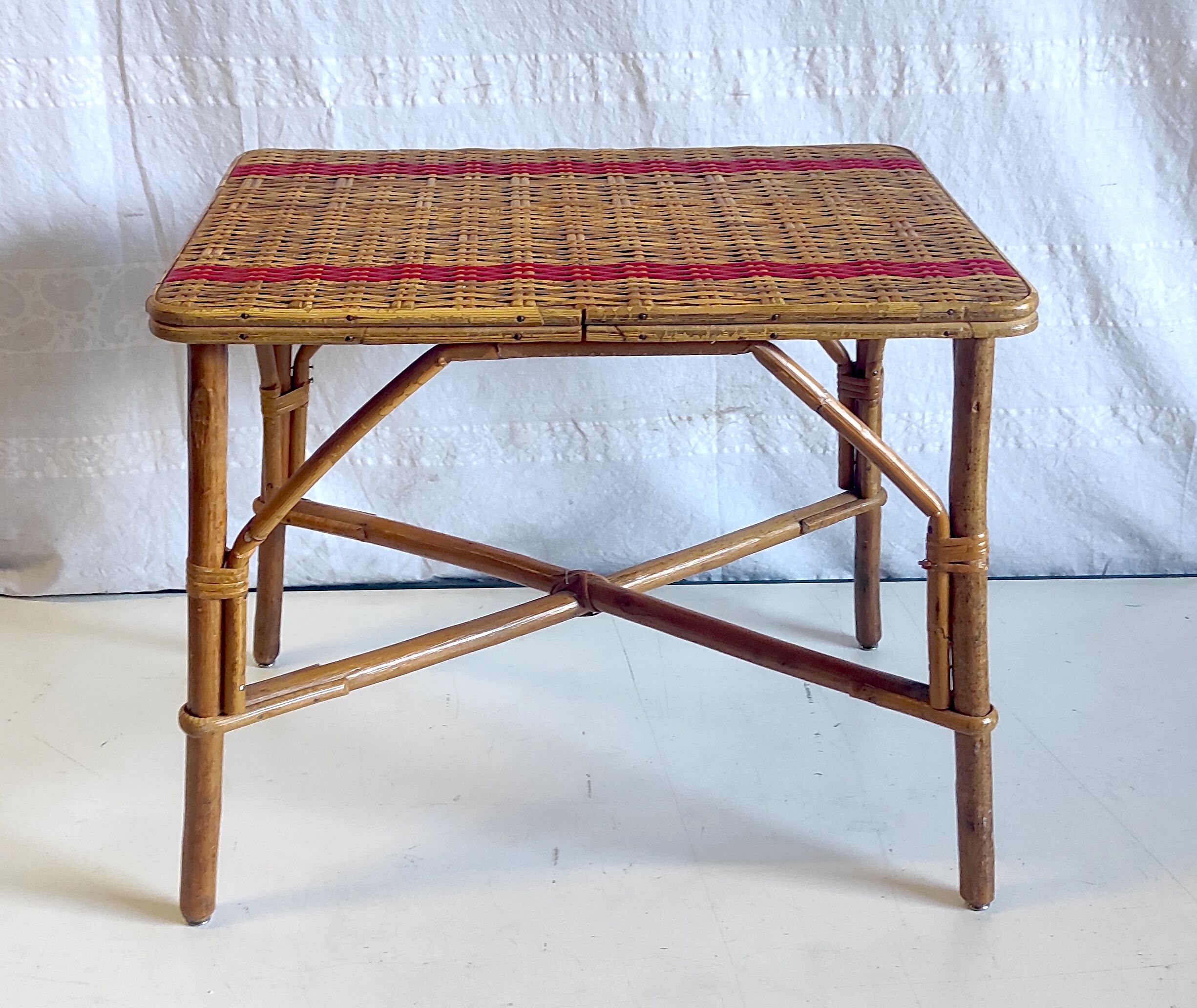 Rattan coffee table – 50s/60s