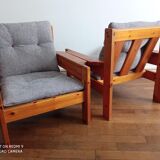Pair of pine chairs 1980